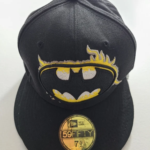 New Era Men's Character Basic Batman Hat - Picture 4 of 7
